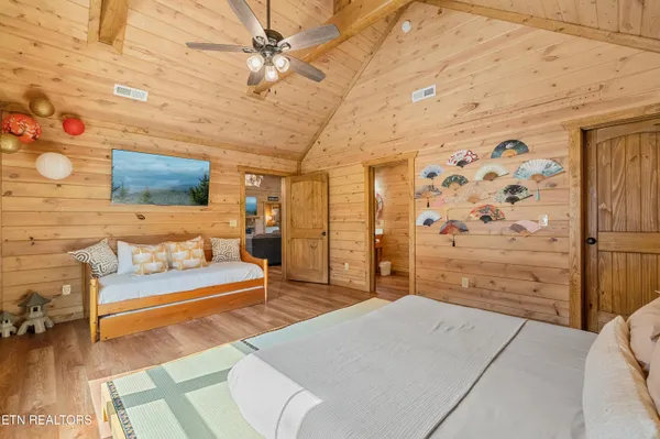 $2,198,000 | 2852 Owens Rdg Way, Sevierville, TN 37876