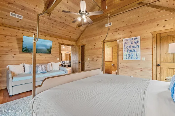 $2,198,000 | 2852 Owens Rdg Way, Sevierville, TN 37876