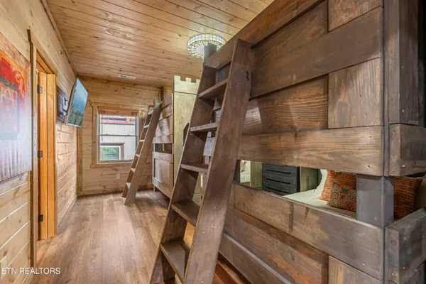 $2,198,000 | 2852 Owens Rdg Way, Sevierville, TN 37876