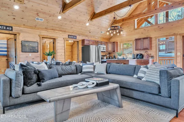 $2,198,000 | 2852 Owens Rdg Way, Sevierville, TN 37876