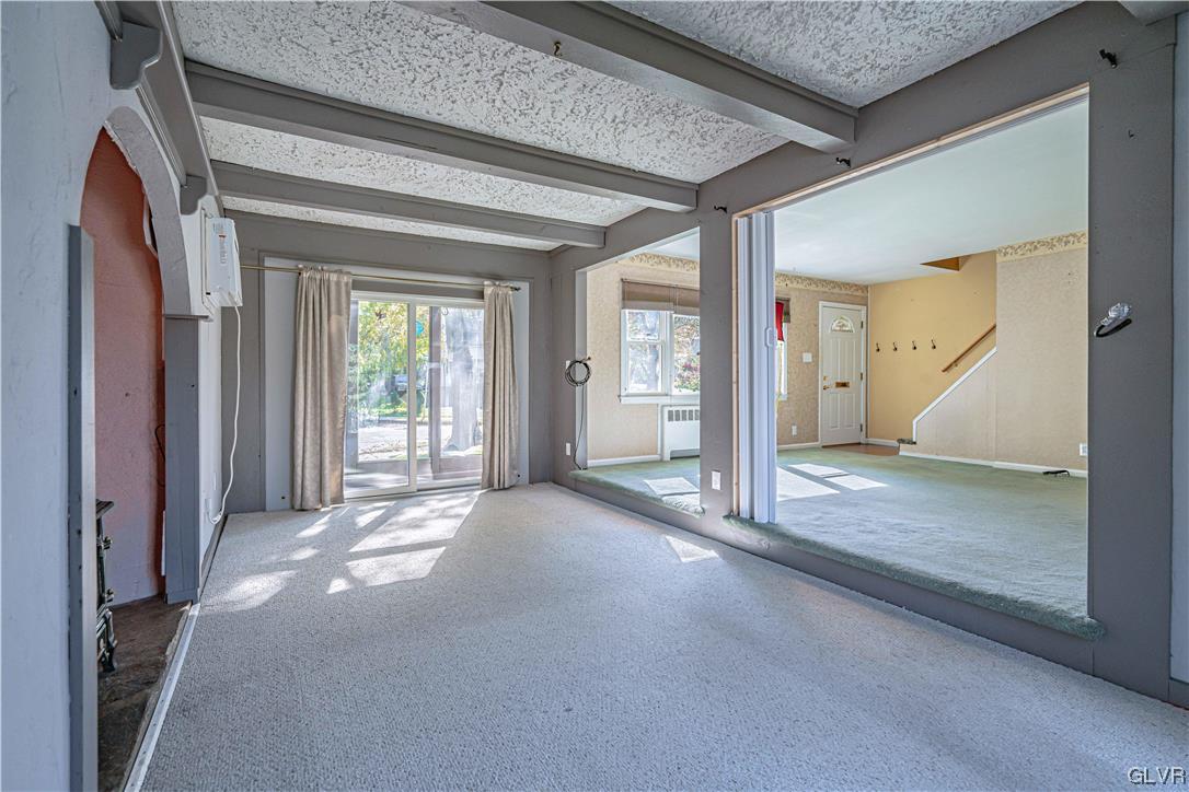 2025 Edgehill Road Bethlehem, PA 18017 - Photo 7 of 41 Gallery Image 7