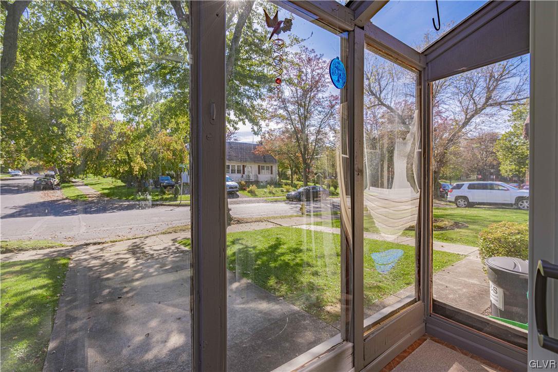 2025 Edgehill Road Bethlehem, PA 18017 - Photo 8 of 41 Gallery Image 8