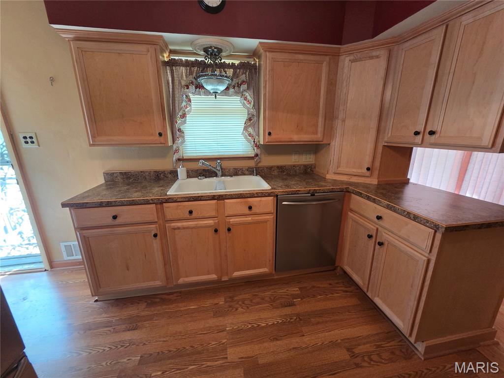 184 South Green Mt Road Belleville, IL 62221 - Photo 32 of 54