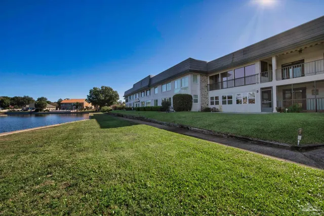 $265,000 | 333 South 61st Avenue, Unit 8, Pensacola, FL 32506