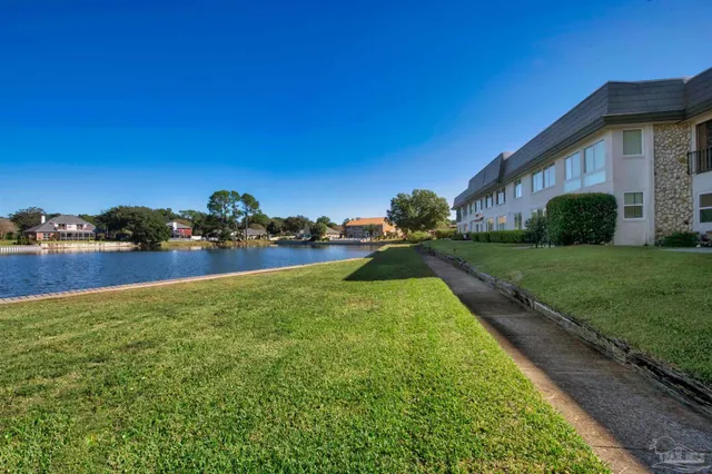 $265,000 | 333 South 61st Avenue, Unit 8, Pensacola, FL 32506