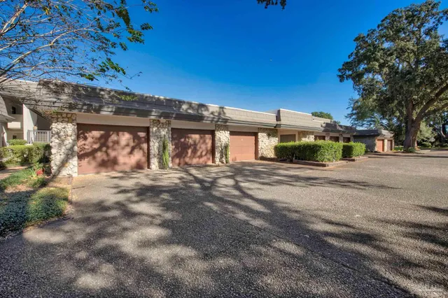 $265,000 | 333 South 61st Avenue, Unit 8, Pensacola, FL 32506