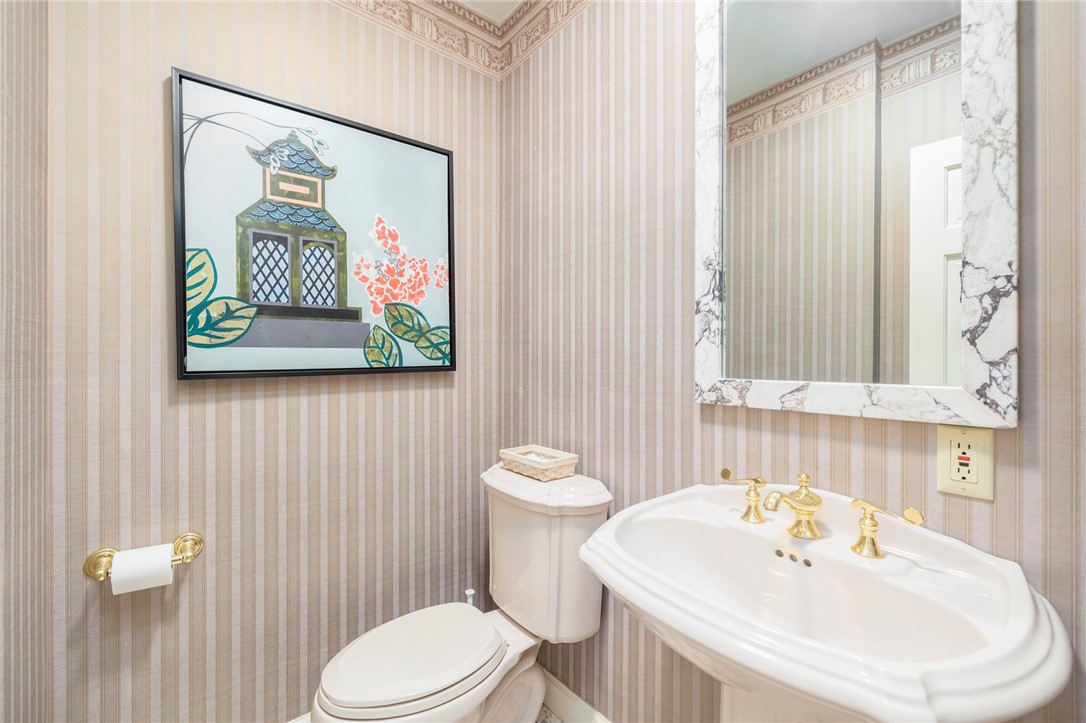 127 Adams Point Road Barrington, RI 02806 - Photo 27 of 50