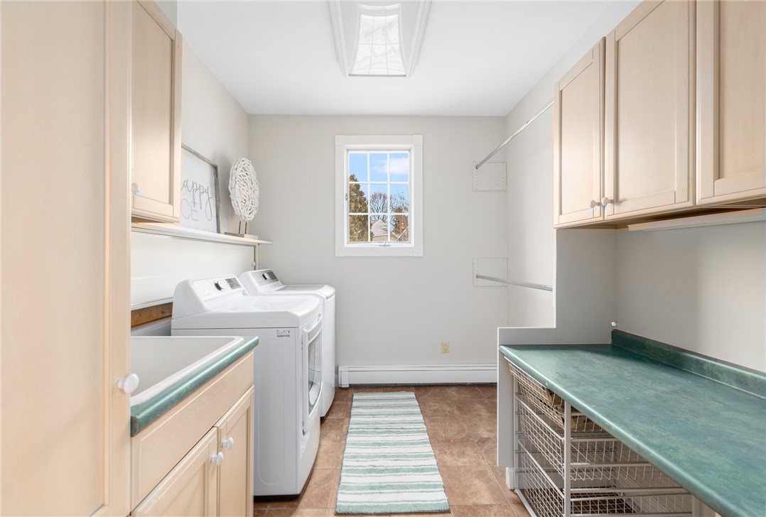 127 Adams Point Road Barrington, RI 02806 - Photo 28 of 50