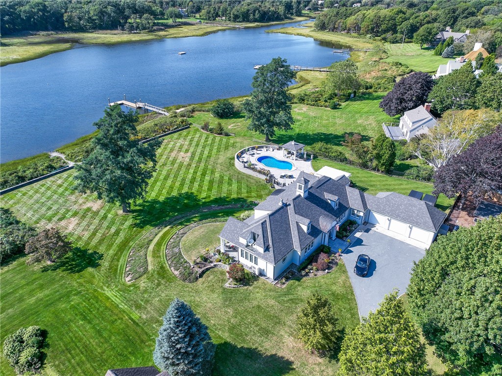 127 Adams Point Road Barrington, RI 02806 - Photo 3 of 50