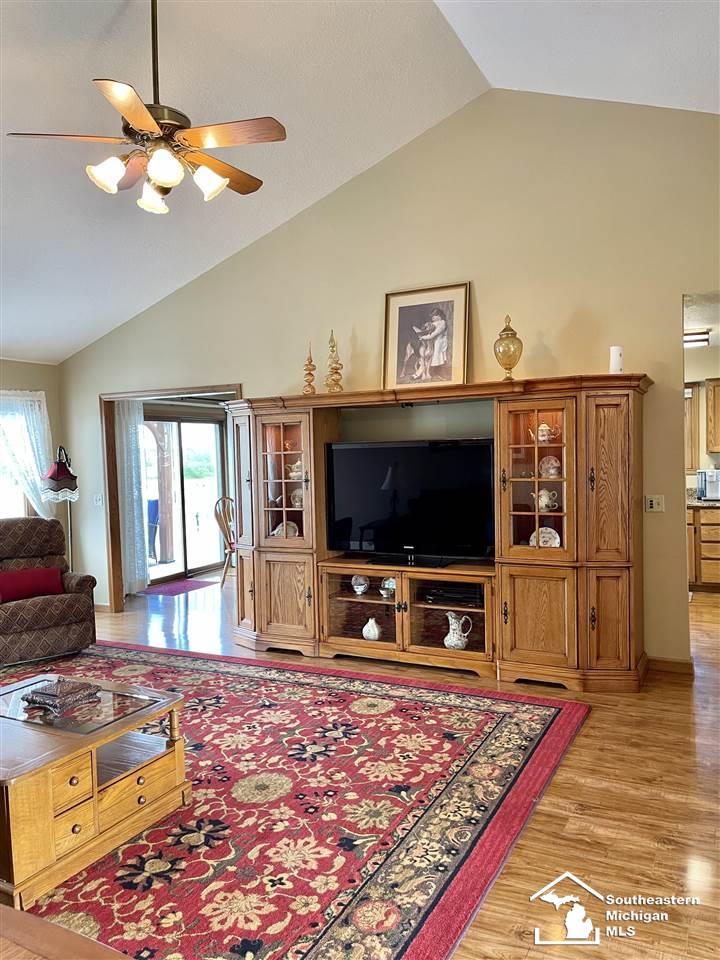 7525 Mentel Road Newport, MI 48166 - Photo 12 of 28