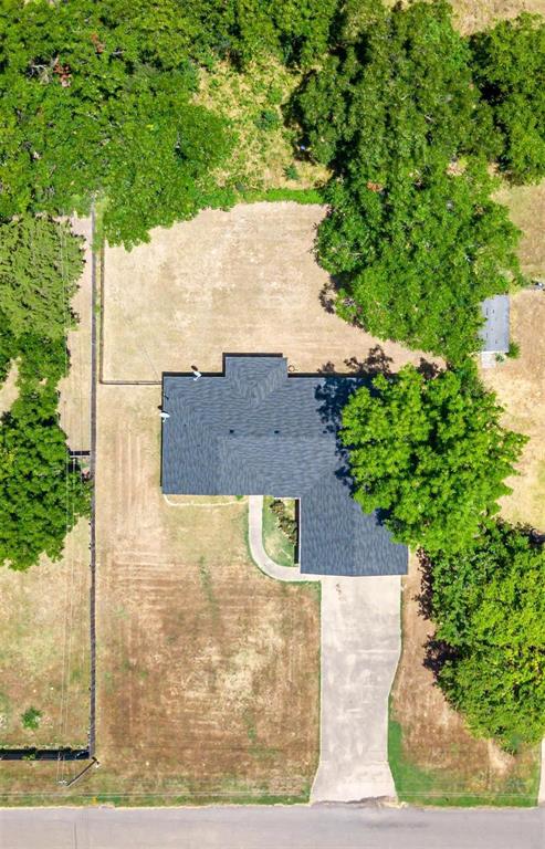 6545 Inwood Drive Reno, TX 75462 - Photo 2 of 4