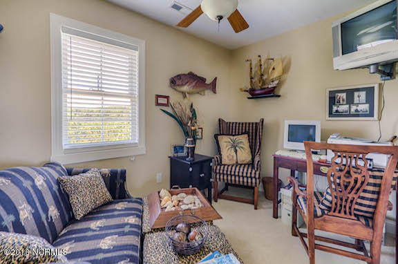 404 Perkins Road Beaufort, NC 28516 - Photo 39 of 40 Office/Den