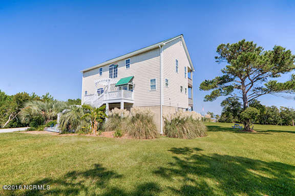 404 Perkins Road Beaufort, NC 28516 - Photo 5 of 40 Back view of home