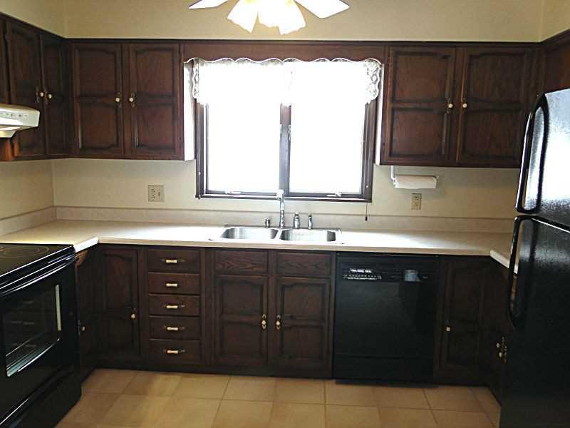 419 Coleman Road McDonald, PA 15057 - Photo 13 of 25 Kitchen.