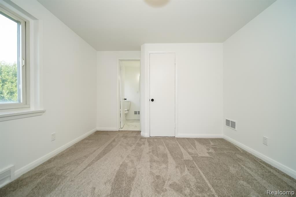 260 Cherokee Road Pontiac, MI 48341 - Photo 76 of 98 Gallery Image 76