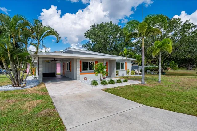 $275,000 | 624 West Virginia Avenue, Punta Gorda, FL 33950