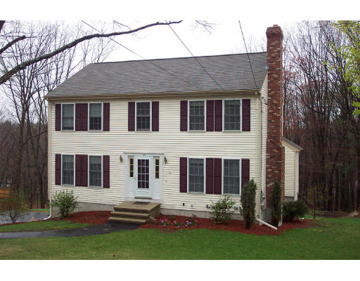 124 Longhill Road Franklin, MA 02038 - Photo 1 of 6 Gallery Image 1