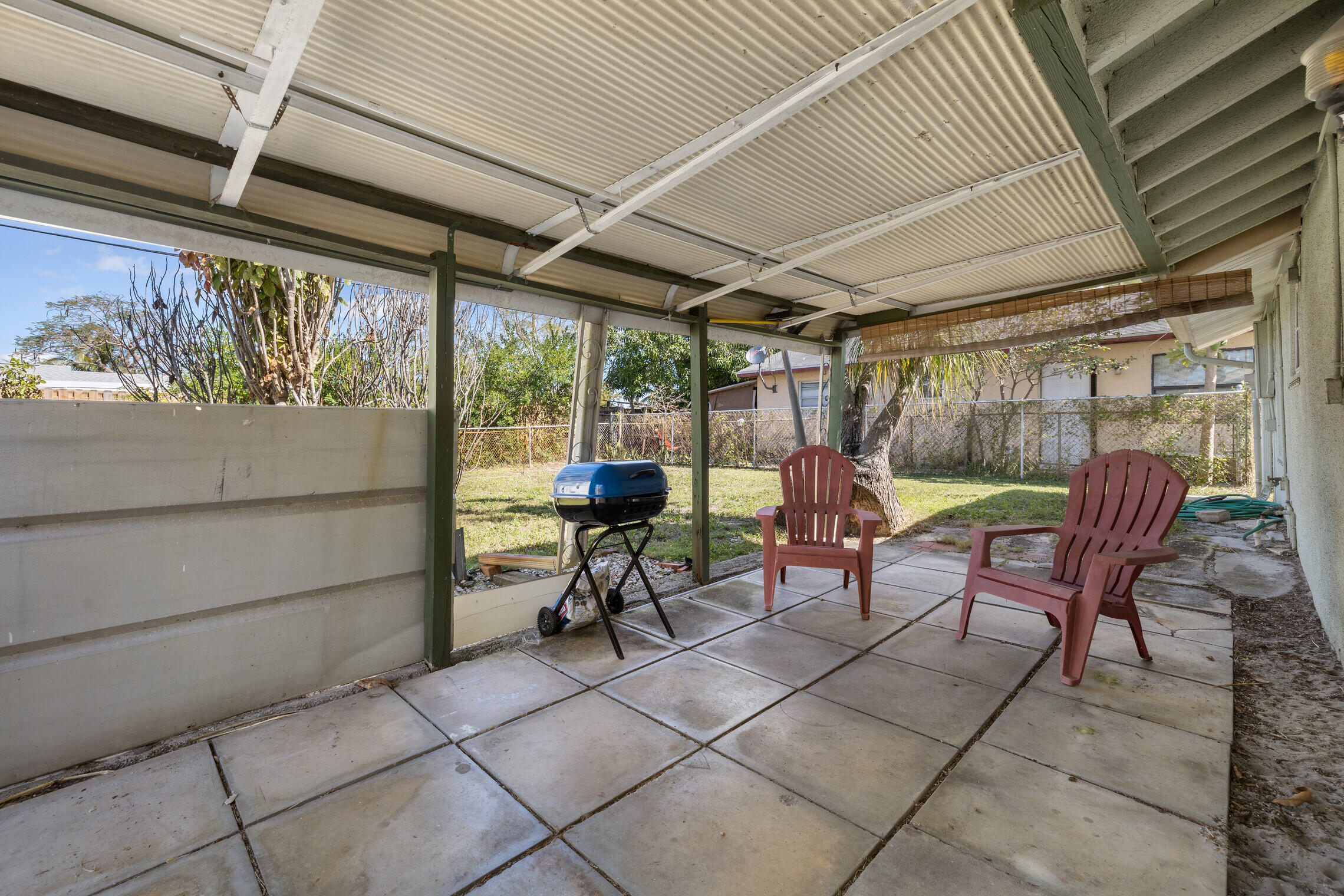 1183 South Ridge Road Lake Worth, FL 33462 - Photo 13 of 15 15_IMG_4814_mls