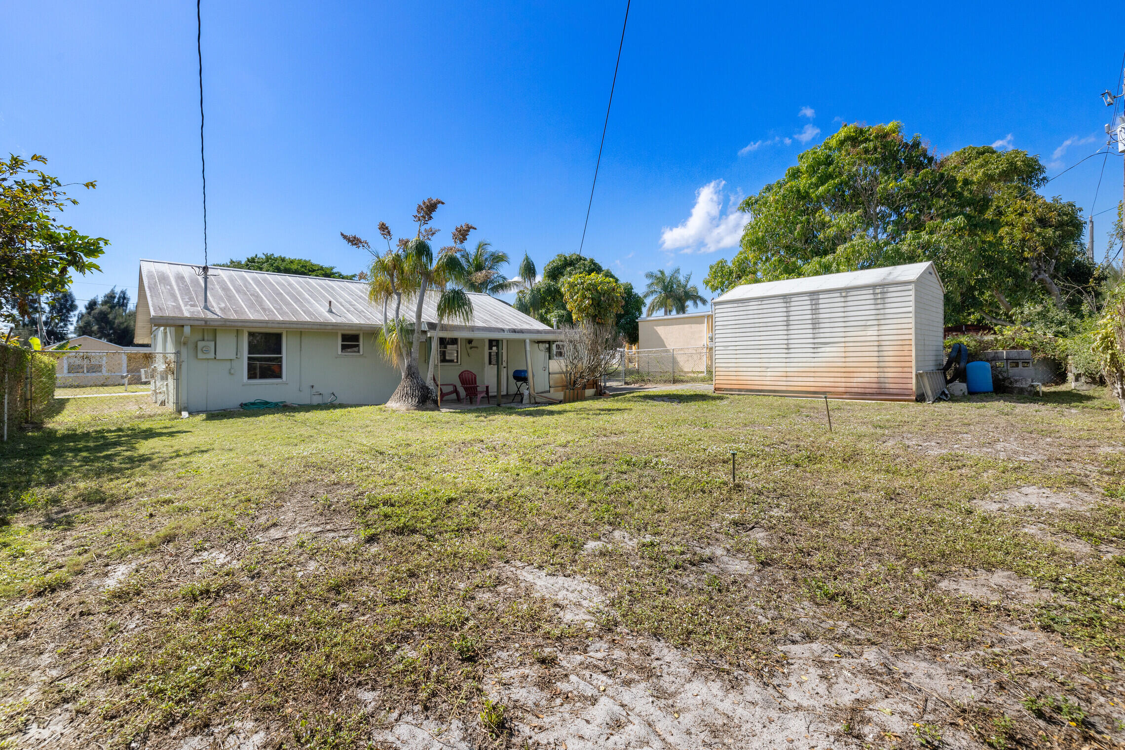 1183 South Ridge Road Lake Worth, FL 33462 - Photo 15 of 15 16_IMG_4818_mls