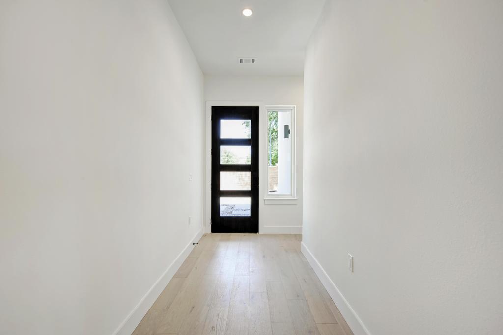 200 Tillery Square, Unit 1 Austin, TX 78702 - Photo 12 of 32