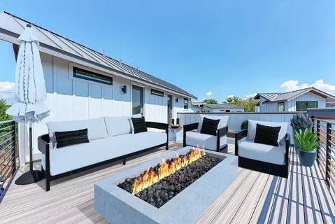 $989,999 | 200 Tillery Square, Unit 1, Austin, TX 78702