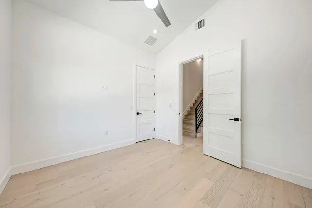 $989,999 | 200 Tillery Square, Unit 1, Austin, TX 78702