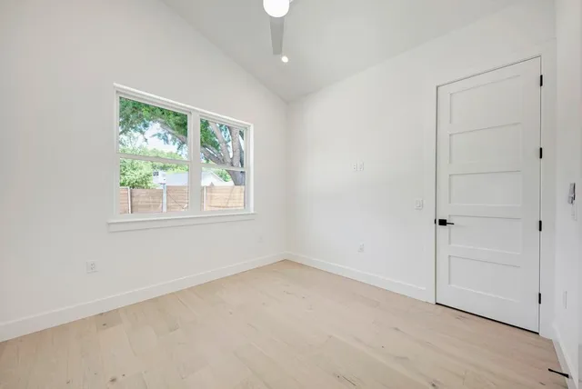 $989,999 | 200 Tillery Square, Unit 1, Austin, TX 78702