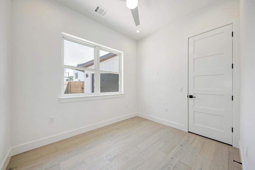 200 Tillery Square, Unit 1 Austin, TX 78702 - Photo 25 of 32