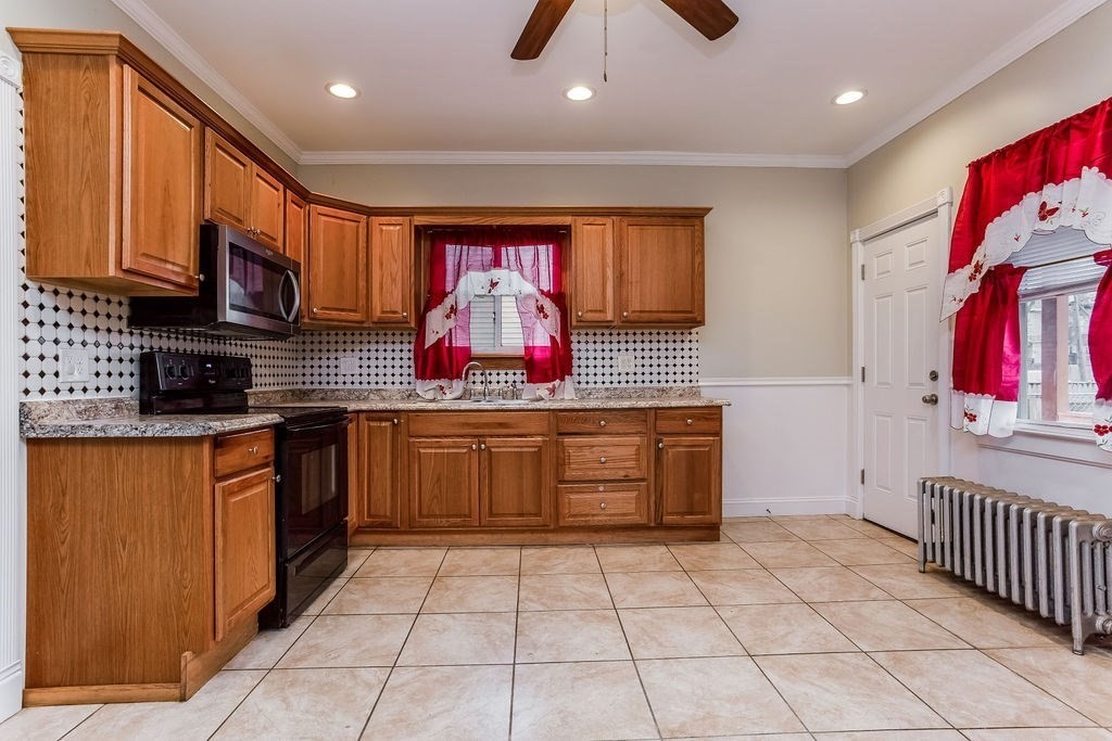 67 Alexander Street Springfield, MA 01107 - Photo 7 of 40 Gallery Image 7