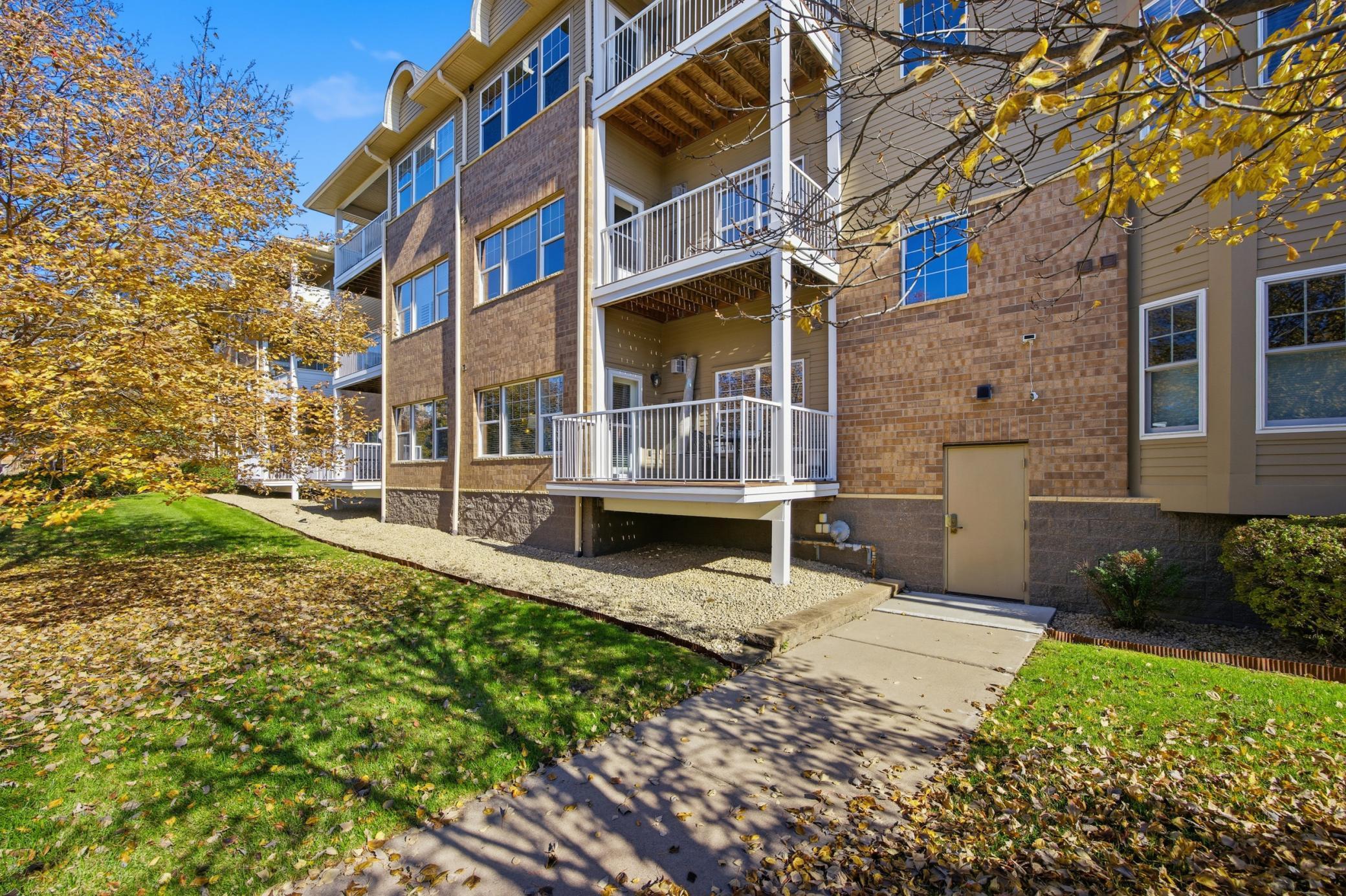 3800 85th Avenue North, Unit 117 Brooklyn Park, MN 55443 - Photo 2 of 21