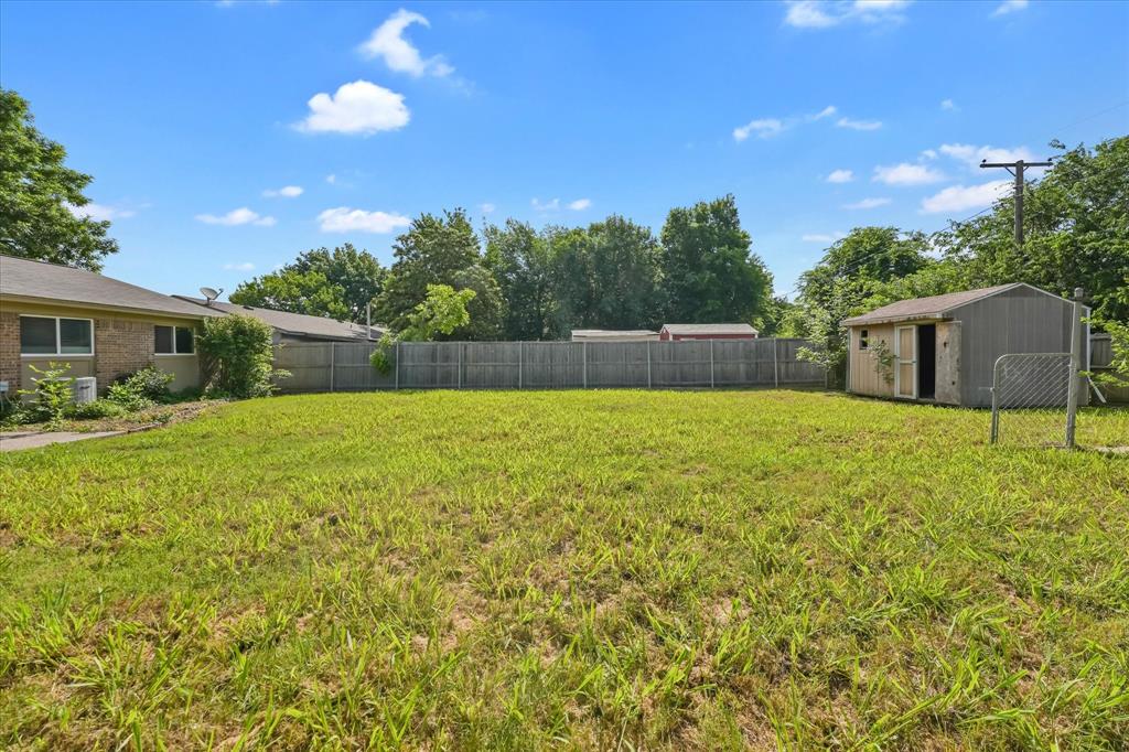304 East Stone Road Wylie, TX 75098 - Photo 16 of 19 a swimming pool with outdoor seating and yard