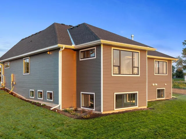 $759,990 | 19499 Everfield Avenue, Farmington, MN 55024