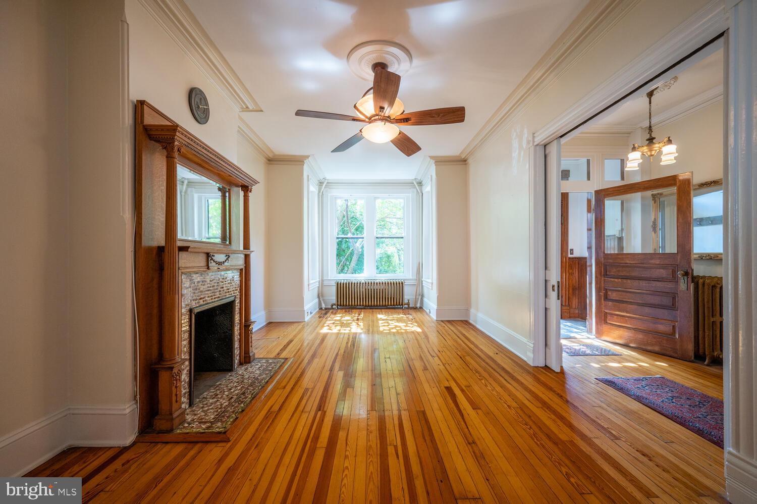 808 North Carolina Avenue Southeast Washington, DC 20003 - Photo 11 of 43