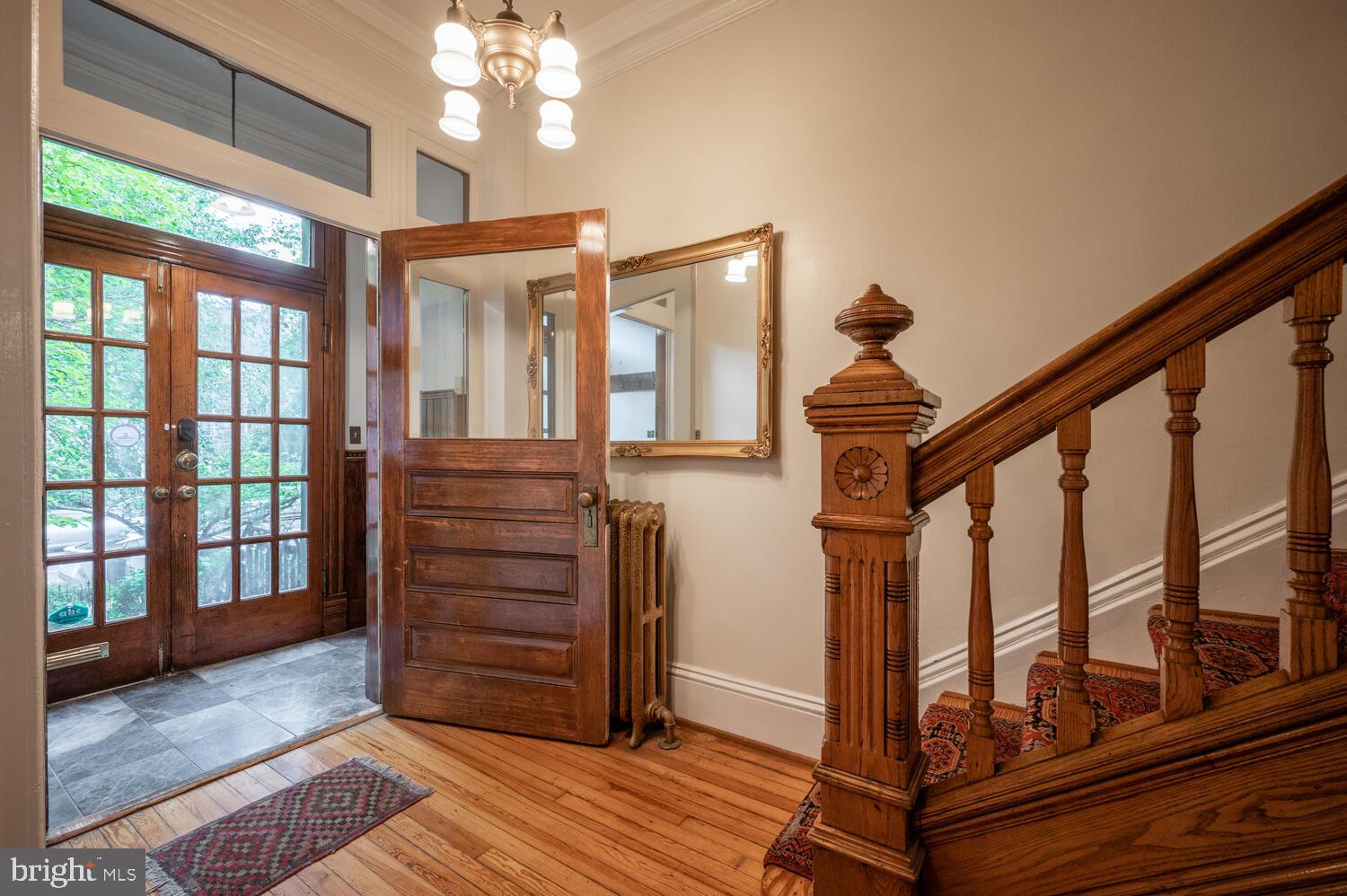 808 North Carolina Avenue Southeast Washington, DC 20003 - Photo 10 of 43