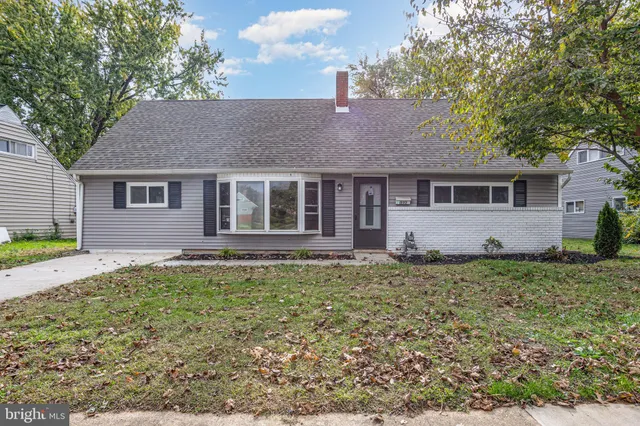 a house view with a garden space