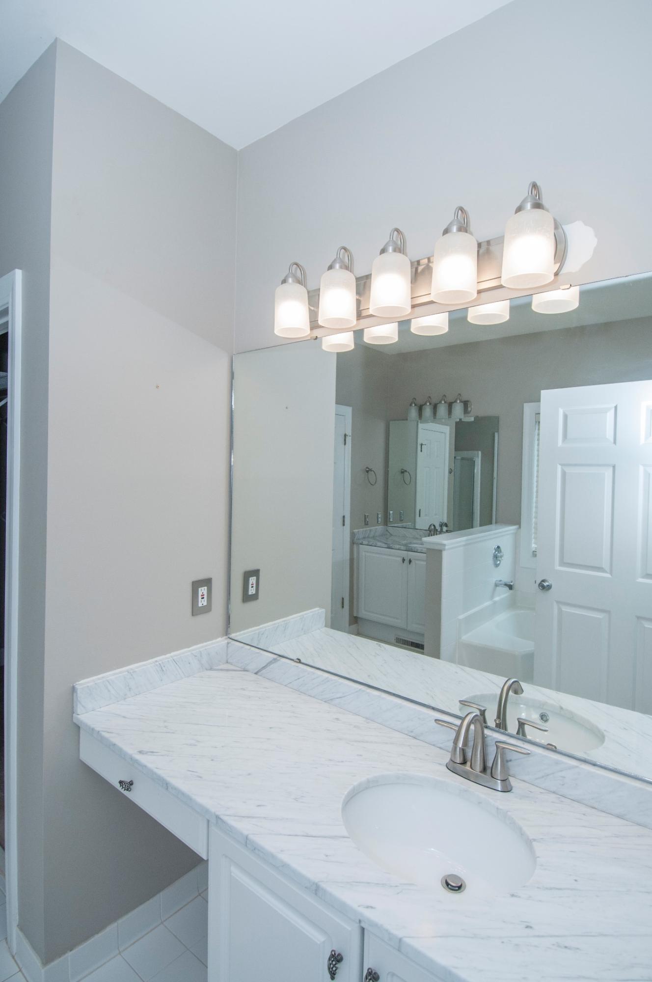 1716 Fox Ridge Court Charleston, SC 29414 - Photo 15 of 25 Master Bath