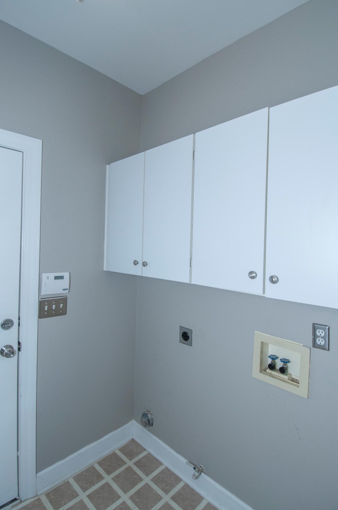 1716 Fox Ridge Court Charleston, SC 29414 - Photo 16 of 25 Laundry Rm