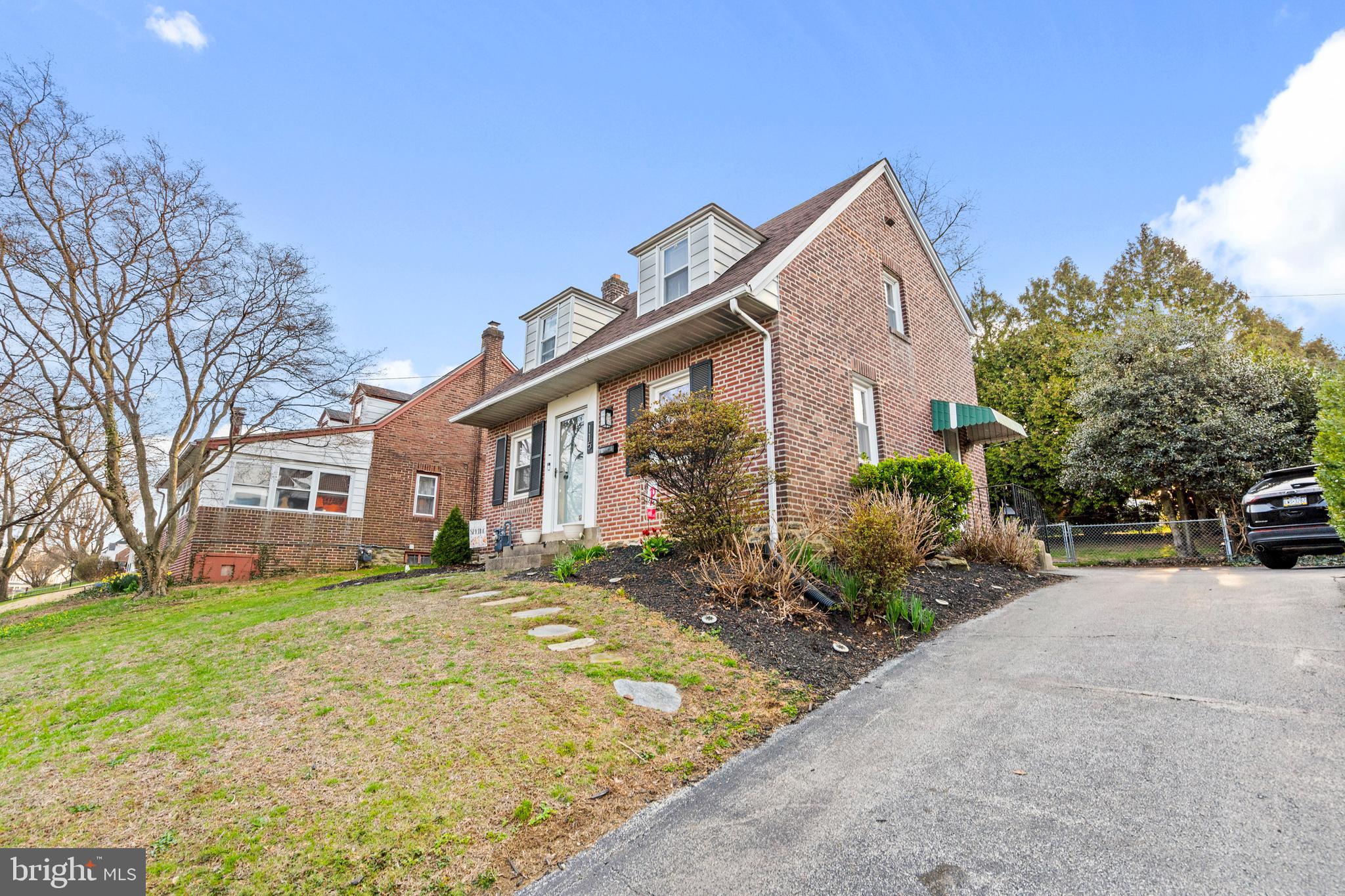 115 Haverford Road Folsom, PA 19033 - Photo 3 of 39