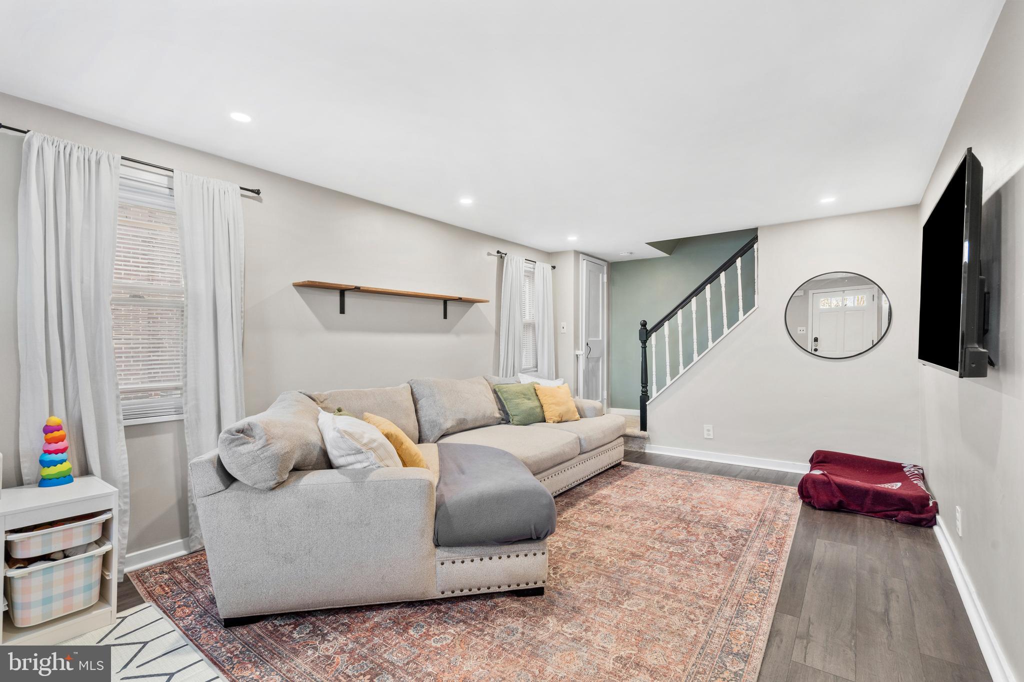 115 Haverford Road Folsom, PA 19033 - Photo 7 of 39