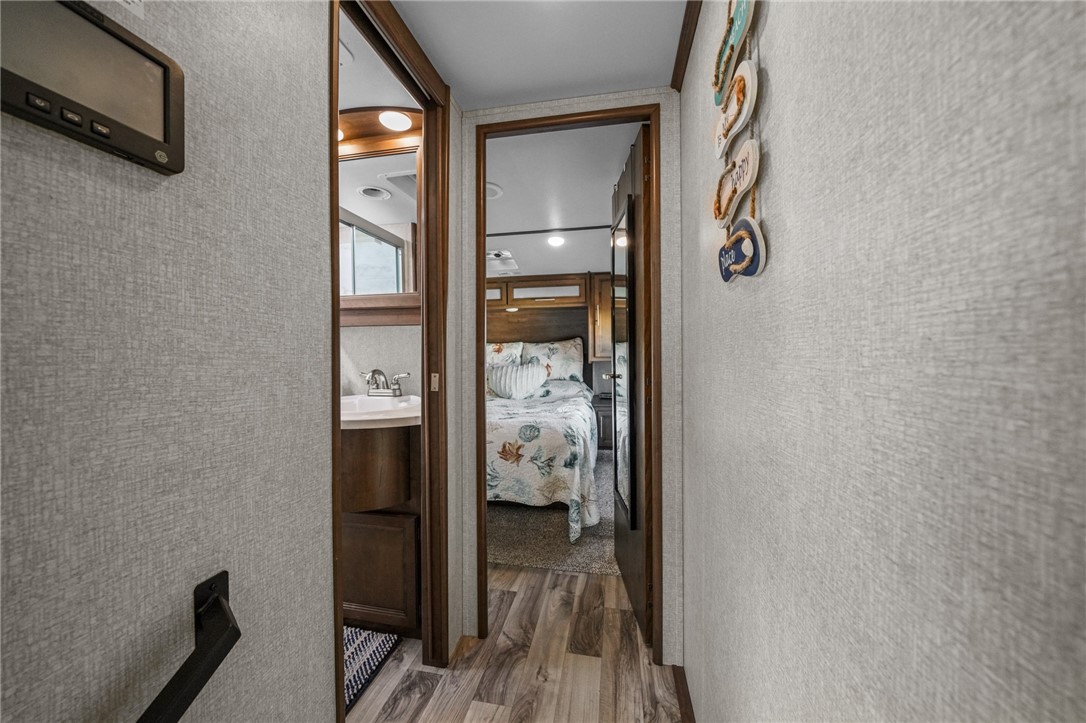 854 Matunuck Beach Road, Unit 215 South Kingstown, RI 02879 - Photo 23 of 32