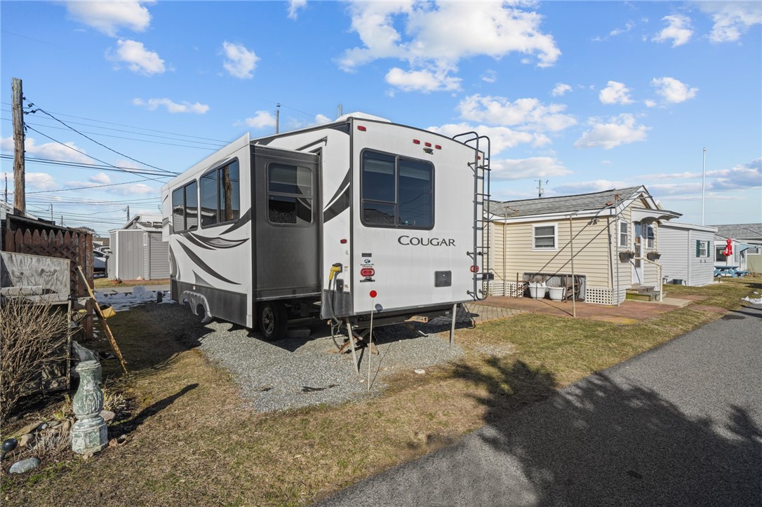 854 Matunuck Beach Road, Unit 215 South Kingstown, RI 02879 - Photo 10 of 32