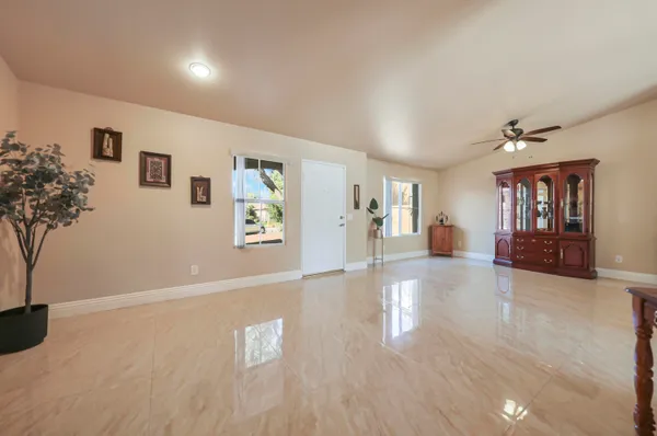 $2,850 | 45930 Las Colinas, La Quinta, CA 92253