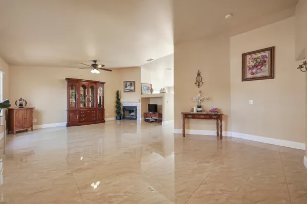 $2,850 | 45930 Las Colinas, La Quinta, CA 92253