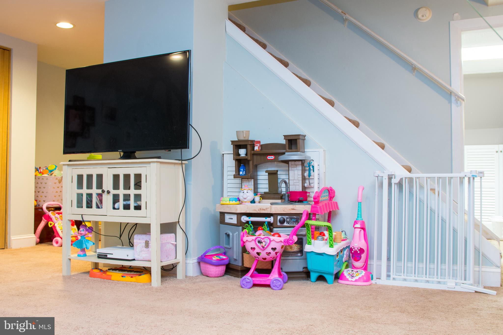 10835 Rayland Road Philadelphia, PA 19154 - Photo 17 of 22 Room For Everyone!