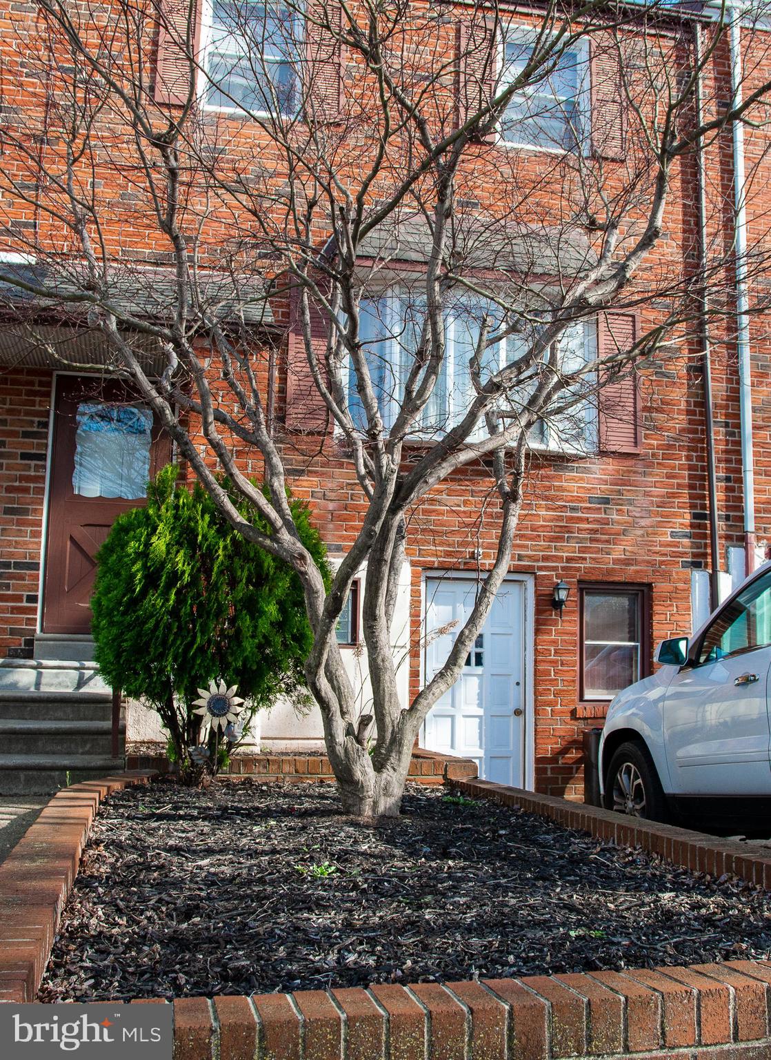 10835 Rayland Road Philadelphia, PA 19154 - Photo 21 of 22 Full View from Street