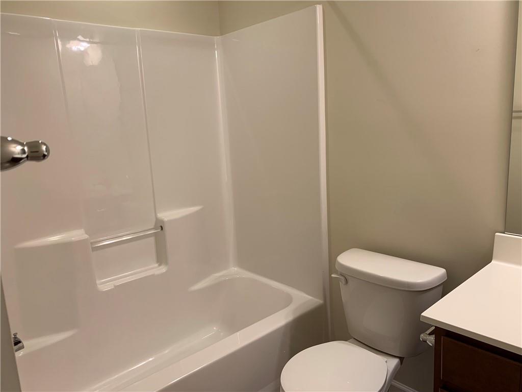 31 Truman Circle McKees Rocks, PA 15136 - Photo 18 of 22 Gallery Image 18