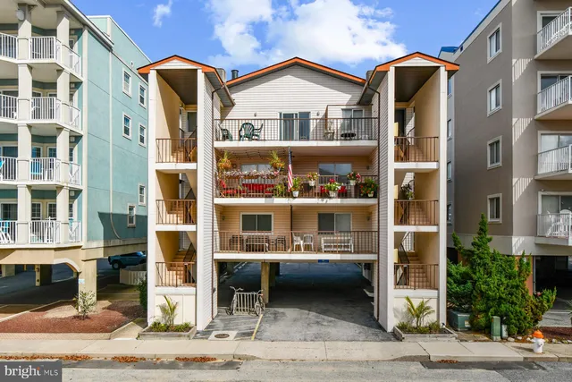 $375,000 | 14 79th Street, Unit 2E, Ocean City, MD 21842