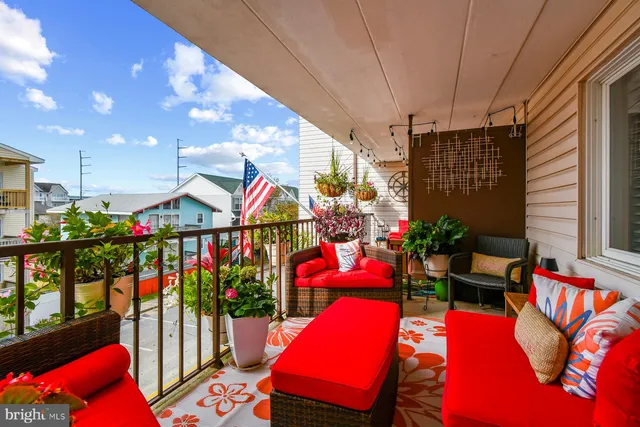 $375,000 | 14 79th Street, Unit 2E, Ocean City, MD 21842