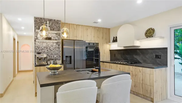 $849,000 | 2749 Northeast 10th Avenue, Wilton Manors, FL 33334