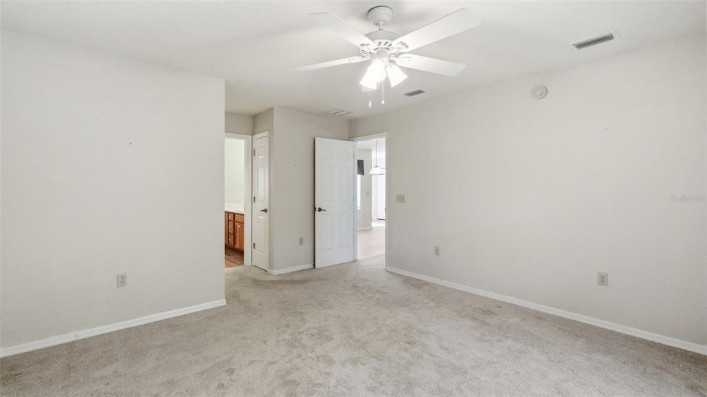 19015 Southwest 101st Place Dunnellon, FL 34432 - Photo 14 of 66